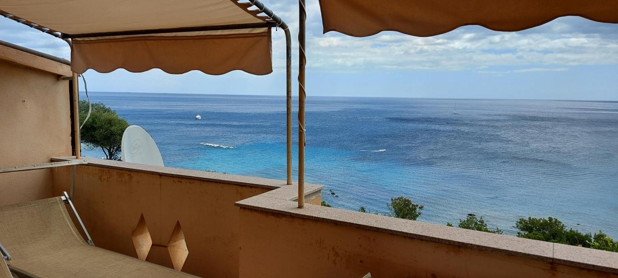 Independent Apartment With Spectacular View Cala Gonone Extérieur photo